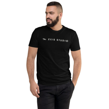 The Zeis Studio black t-shirt for men
